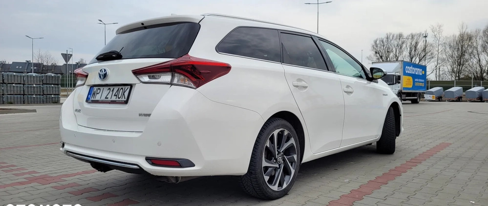 Toyota Auris cena 76900 przebieg: 49700, rok produkcji 2019 z Przecław małe 407